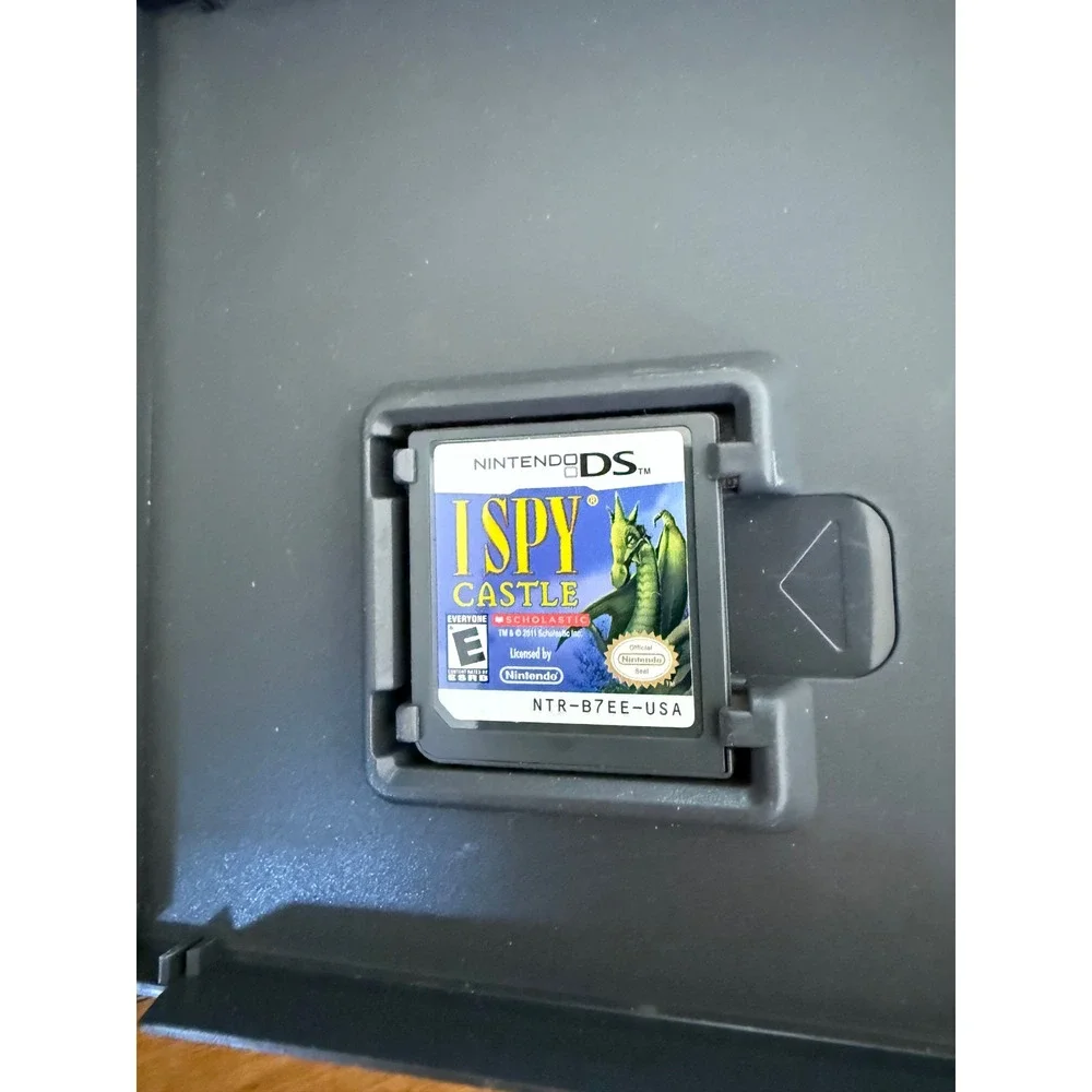 I Spy Castle Nintendo DS 2011 game with box